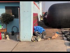 Stappen om een bandenhoes te installeren