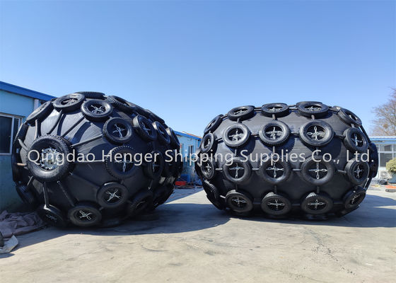 Kwaliteit ISO 17357 Compliant Natural Rubber Pneumatic Rubber Fender with 50Kpa/80kpa Working Pressure for Marine Protection fabriek