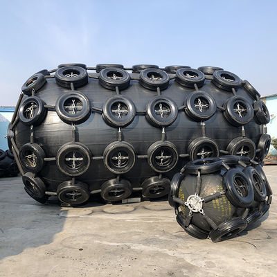 Kwaliteit Klantgerichte Opblaasbare Rubberstootkussens Marine Balls Pneumatic fabriek