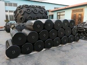 Kwaliteit Klantgerichte Schuim Gevulde Stootkussens met de Militaire Buitenlaag van Rangpolyurea fabriek