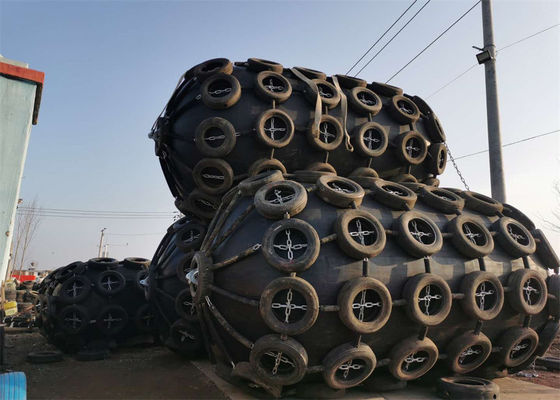 Kwaliteit De Schepen en de Botendouanegrootte van ISO 17357 Marine Yokohama Fenders For STD STS fabriek