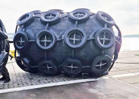 Kwaliteit Schip tot schip 50kpa / 80kpa Drijvend / Pneumatisch / Yokohama Rubber fabriek