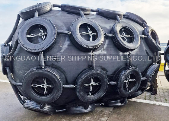 Kwaliteit 3300x6500mm Pneumatische rubber fender ISO17357 Gecertificeerd 80Kpa fabriek
