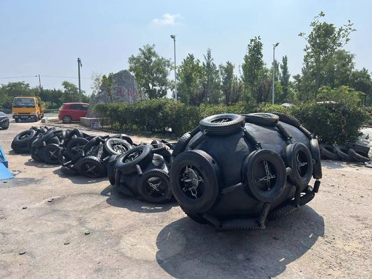Kwaliteit Schepen Net / Sling Typen Pneumatische rubber fender 50kpa / 80kpa opblaasbaar fabriek