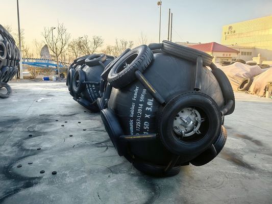 Kwaliteit Binnendruk 50/80Kpa Pneumatische scheepsfenders Aanvankelijke druk 50Kpa Afbuiging 60% fabriek
