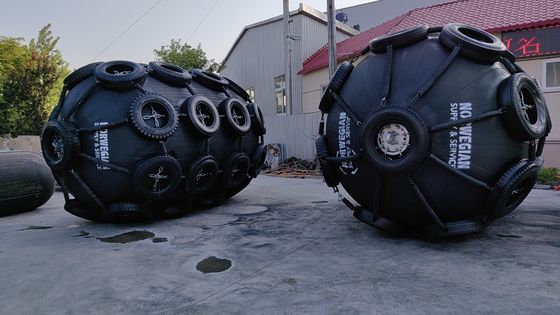 Kwaliteit OEM Anti Aging Fender Pneumatische Docking Ship Protection fabriek