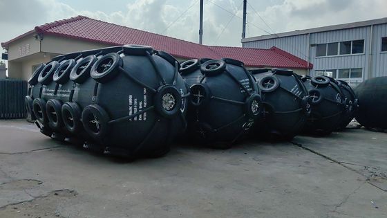 Kwaliteit OEM Anti Aging Fender Pneumatische Docking Ship Protection fabriek