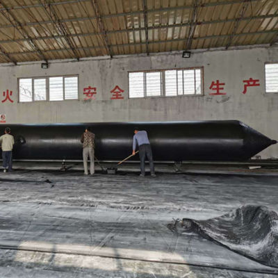 Kwaliteit Op Maat Gemaakte Marine Rubberen Airbag voor het Hijsen en Dokken van Schepen fabriek