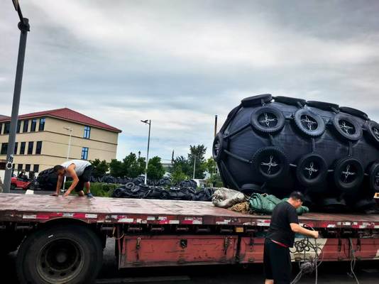 Kwaliteit Marine Offshore Large-Diameter Steel Floating Mooring Buoy fabriek