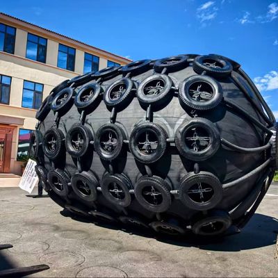 Kwaliteit ISO17357 Pneumatische Rubberen Fender voor Marine Botsingsbescherming fabriek