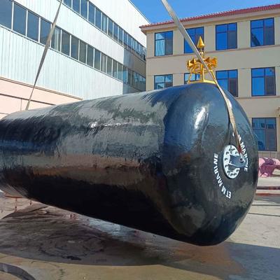 Kwaliteit ISO17357 Approved EVA Foam Filled Fender with Customizable Dimensions and High Energy Absorption for Marine Anti Collision fabriek