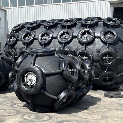 Kwaliteit Gepersonaliseerde afmetingen ISO17357 gecertificeerde pneumatische rubber fender met 50kpa & 80kpa drukopties fabriek