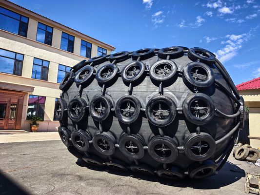 Kwaliteit Gepersonaliseerde 0,3-4,8 M pneumatische rubber fender met veiligheidsklep en 24 maanden houdbaarheid fabriek