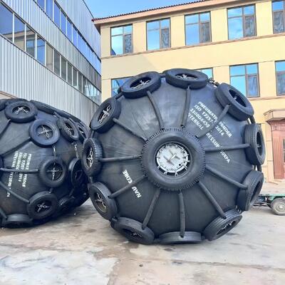 Kwaliteit Net Type Pneumatic Rubber Fender Diameter 0.5m To 4.5m Marine Fender System Designed To Provide Superior Dock Protection fabriek