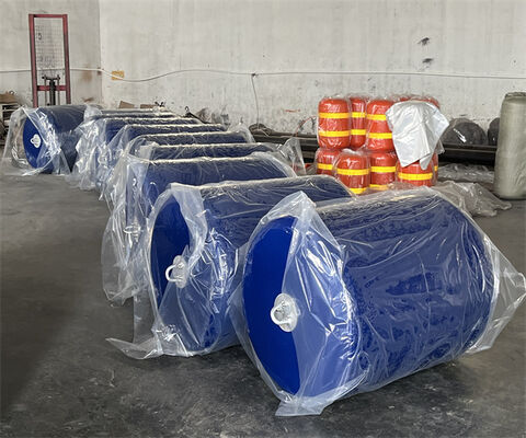 Kwaliteit Custom Manufacturing Foam Filled Fender met ISO17357-standaard en 0,5-4,8m diameter voor maritieme toepassingen fabriek