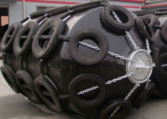 Kwaliteit Kleine Slingertype Schuim Gevulde het Dokstootkussens van Marine Fender Polyurethane Foam Boat fabriek