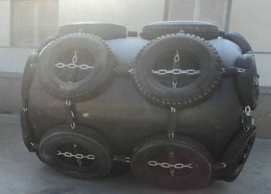 Kwaliteit Gevulde de Bootstootkussens van hoge Prestatiesmarine floating fenders schuim fabriek