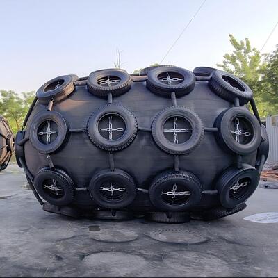 Kwaliteit 4.8x12m 50kpa / 80kpa Pneumatic Fenders For Ships fabriek
