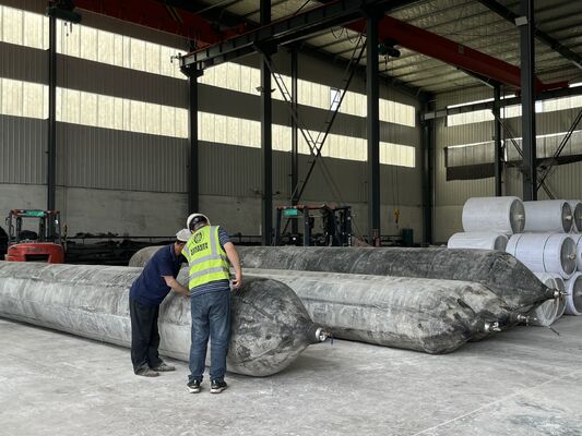 Kwaliteit Anti Corrosion Marine Rubber Airbag for Long Term Saltwater Service with 0.8-3 M Diameter fabriek