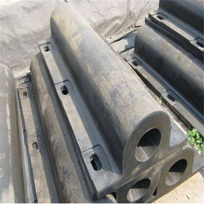 Kwaliteit H200 * het Type van het Stootkussend van L800 Marien Rubberstootkussen voor Schip 2 Jaar Garantie fabriek