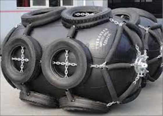 Kwaliteit 4.5*9m Pneumatisch Drijvend Rubber de Stootkussensccs Certificaat van de Kettingsband fabriek