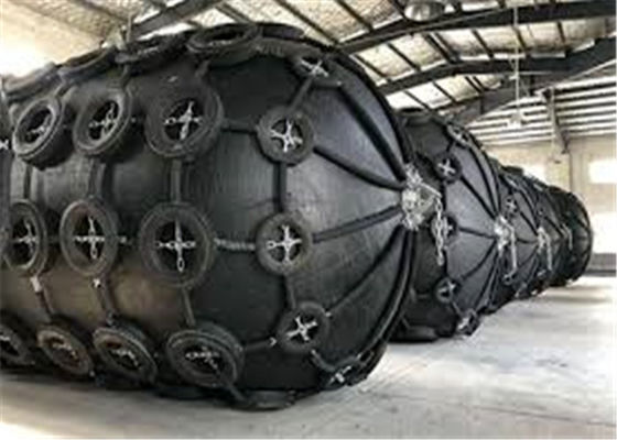 Kwaliteit Marine Diameter 4.5m het Pneumatische Rubberstootkussen van 80kPa fabriek