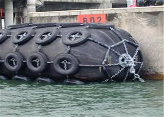 Kwaliteit Zwarte Commerciële de Bootstootkussens Aangepaste Grootte van het Kleuren Mariene Rubberstootkussen fabriek