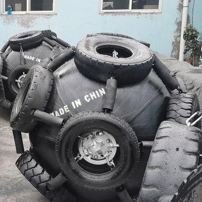 Kwaliteit Pneumatisch Rubber het Stootkussenccs Certificaat van D3.3x6.5myokohama fabriek