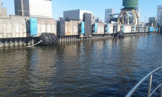 Kwaliteit Marine Iso 17357 het Gediplomeerde Rubberstootkussen 50kpa D1.5M*L3.0M van Yokohama fabriek