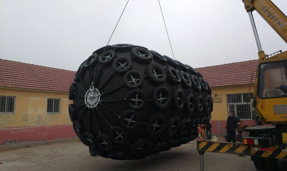 Kwaliteit Marine Iso 17357 het Gediplomeerde Rubberstootkussen 50kpa D1.5M*L3.0M van Yokohama fabriek