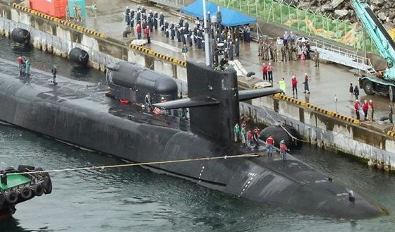 Kwaliteit TypeⅥ de Hydro Pneumatische Type Band van de het Stootkussenketting van Stootkussen Zeeschepen Pneumatische Rubber fabriek