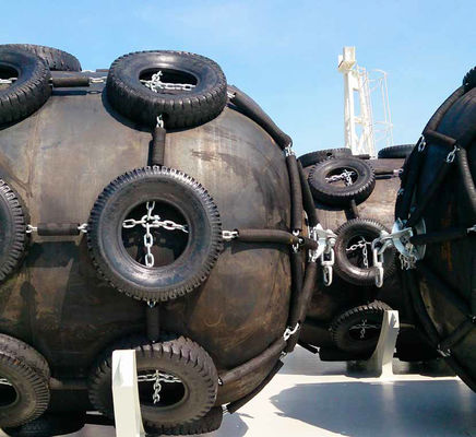 Kwaliteit Uitgedreven Bootkanaal Grote Pneumatische Marine Fenders Yokohama fabriek