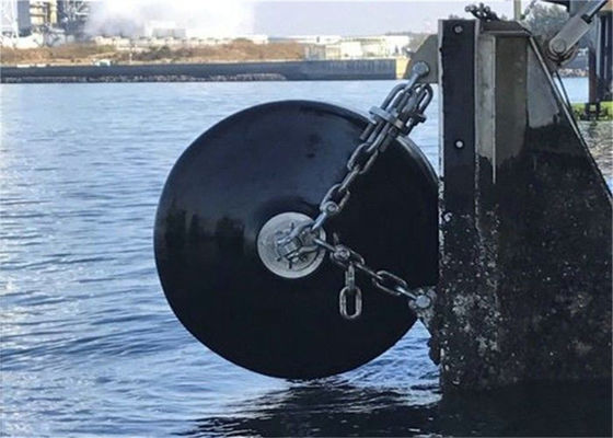 Kwaliteit Hot Dip Galvanized Foam Filled Fender with High Energy Absorption and Maintenance-free Design for Marine Vessel Protection fabriek