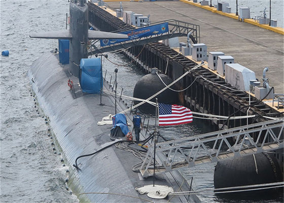 Kwaliteit van het het Stootkussendok van 50Kpa 80Kpa Hydropneumatisch Onderzees Rubberslingertype fabriek