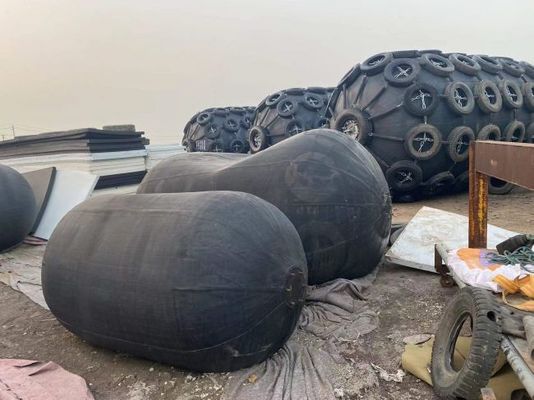 Kwaliteit Yokohamatype die Pneumatische Marine Fender Ship Rubber Accessories drijven fabriek