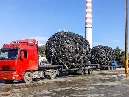 Kwaliteit ISO17357 het drijven van Yokohama-Stootkussen voor de Bescherming van het Dokschip fabriek