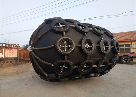 Kwaliteit ISO17357 het drijven van Yokohama-Stootkussen voor de Bescherming van het Dokschip fabriek