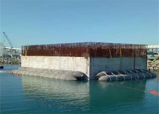 Kwaliteit Luchtzakken voor het lanceren van schepen aangepaste luchtzakken van maritiem rubber voor redding / landing fabriek