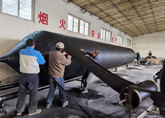 Kwaliteit ISO 14409:2011 gecertificeerde scheepslanceringsairbag met een levensduur van 6-10 jaar en een diameterbereik van 0,8 m tot 3,0 m voor maritieme toepassingen fabriek