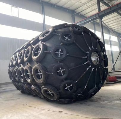 Kwaliteit Het Pneumatische Yokohama Rubberstootkussen van STS met Hete Galvaniserende Ketting fabriek